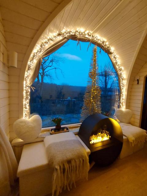 La CABANE LUXUEUSE AVEC JACUZY
