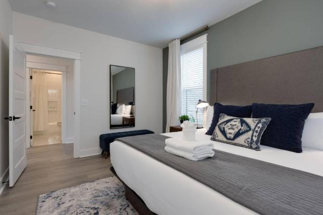 Premier Townhome East Nashville Minutes Downtown