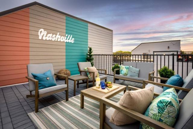 Luxury Downtown Townhome Elevated Skyline Views