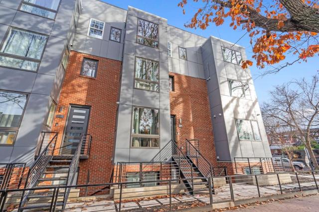Capital Hill 2 Spacious Townhouse in Downtown DC with Roof View Free parking and Free WiFi