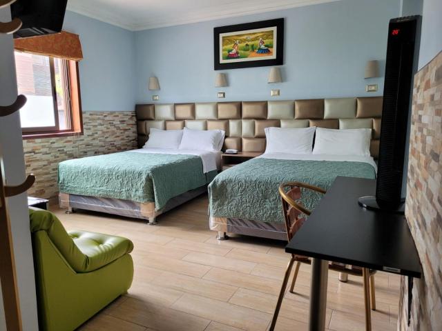 Hotel Tinkus Inn