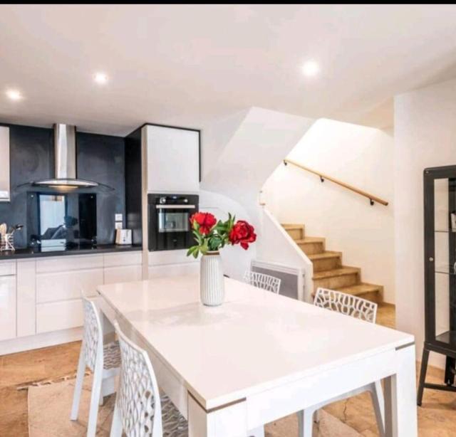 Maison de luxe confortable