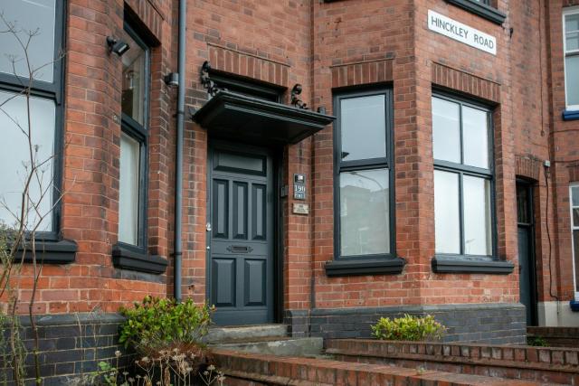 Beautiful, Entire Luxurious One Bedroom Flat