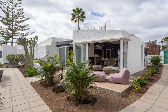 Modern Bungalow Dragon Club 2