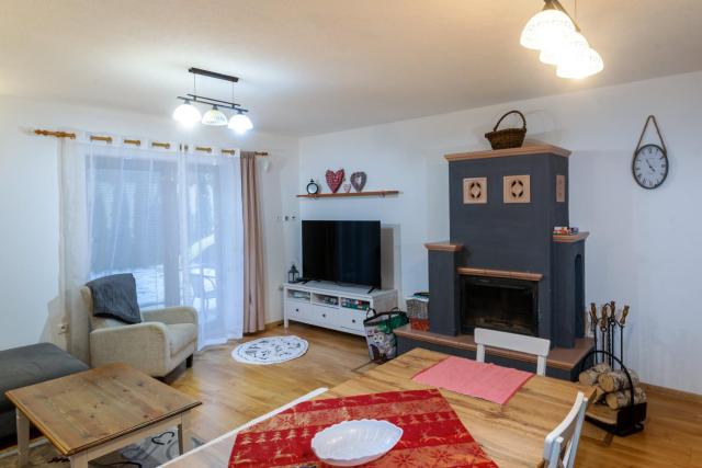 Apartmanica Fairy Tale, JASNÁ - SKI TÁLE- MÝTO POD ĎUMBIEROM, 3 apartments in 1 house, fireplace, free parking