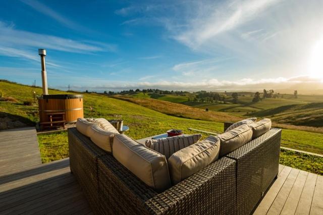 Glamping at the Tasman Cloud