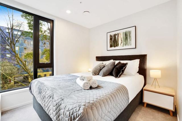 Modern Comfy Studio Nearby Skytower - Pool Gym Sauna