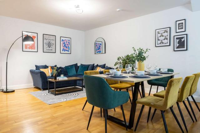 3 Bed Canal St Flat Sleeps 9 City Centre