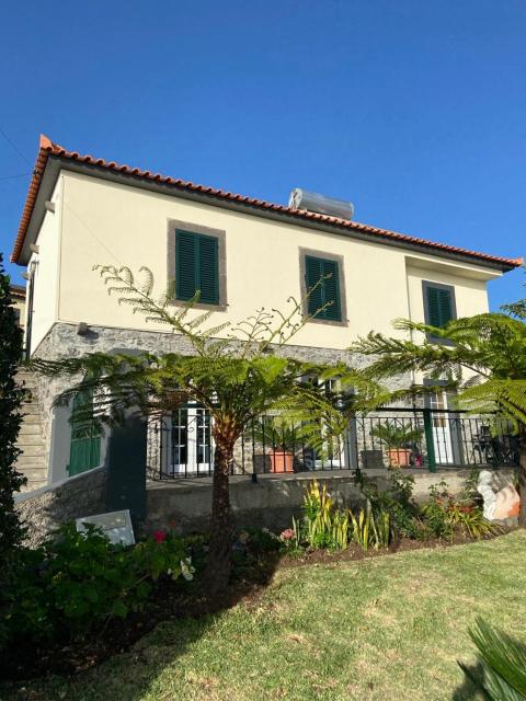 Guest House Santinhos