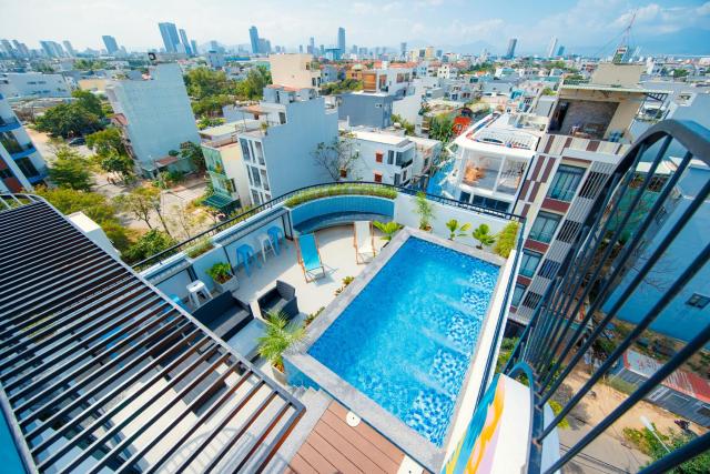 The BackPacker Hotel