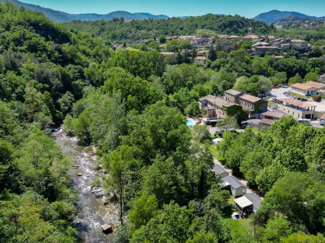 Le Moulin D'onclaire Camping et chambres d'hôtes