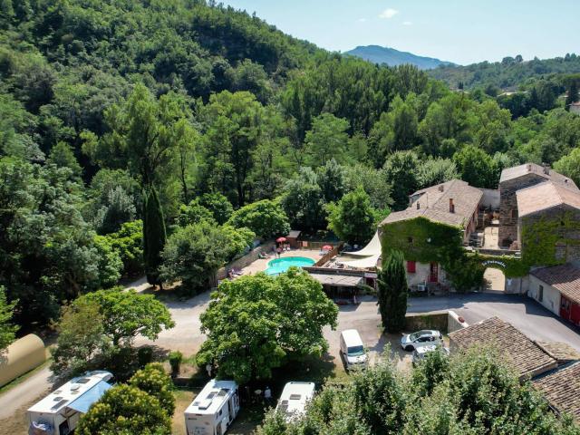 Le Moulin D'onclaire Camping et chambres d'hôtes