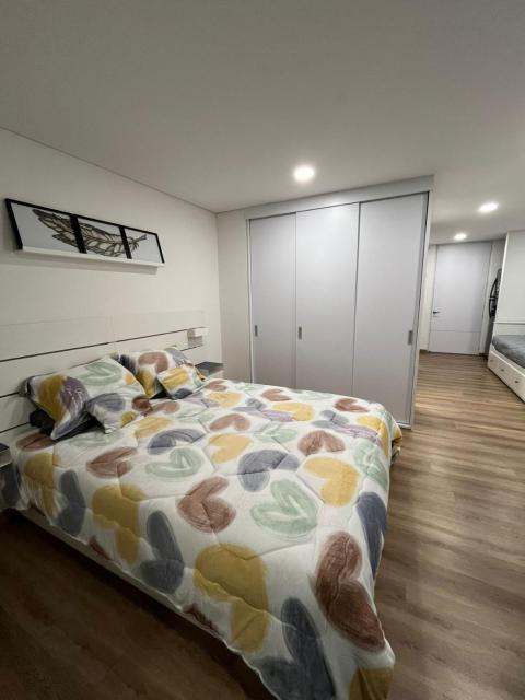 Loft moderno con vista al centro y Monserrate