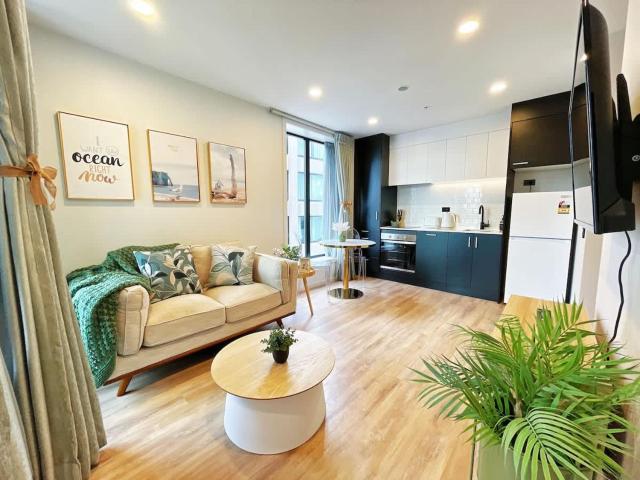 Stylish Cozy Studio Nearby SkyTower-Pool Gym Sauna