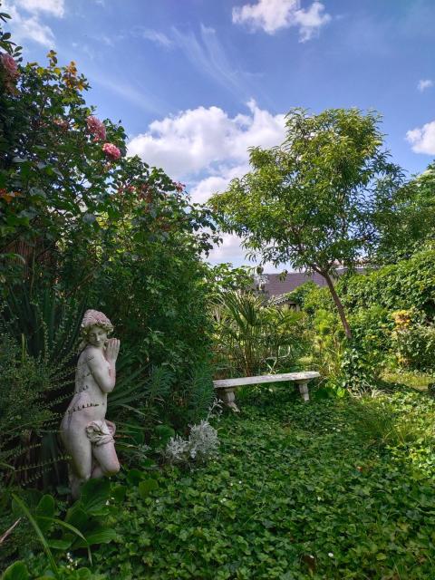 Le jardin Renard-Clos sur Loir cottage in the Loir & Loire valleys
