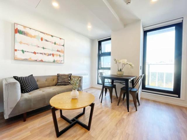 Chic & Comfy 1 Bed Studio vs Gym Pool & Sauna In CBD Near Skytower