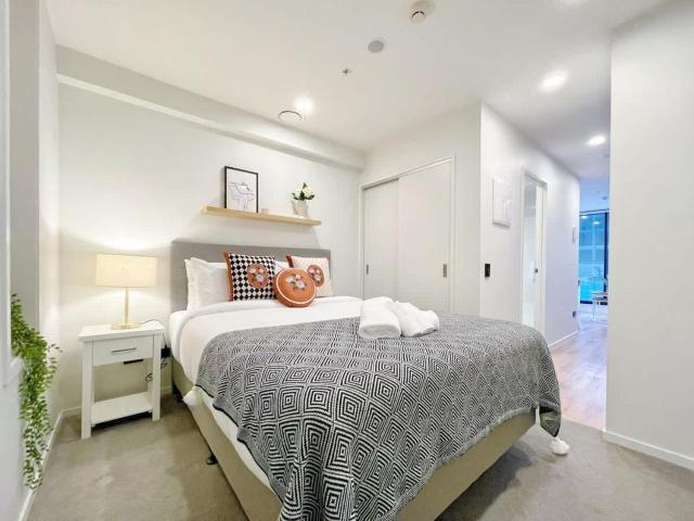 Serene Cityscape 1B Apt Near Skytower vs Gym Pool Sauna