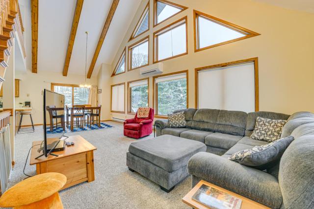 Remote & Peaceful Getaway w/ Games in Eckerman