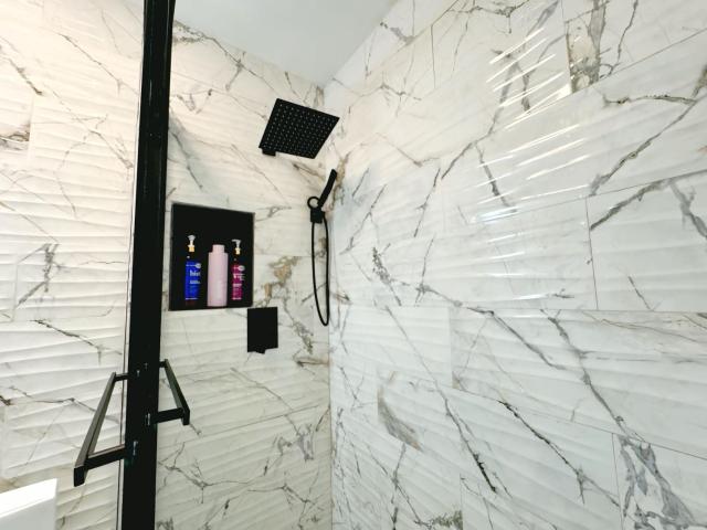 Amazing 3-bedroom modern home in Coral Gables area