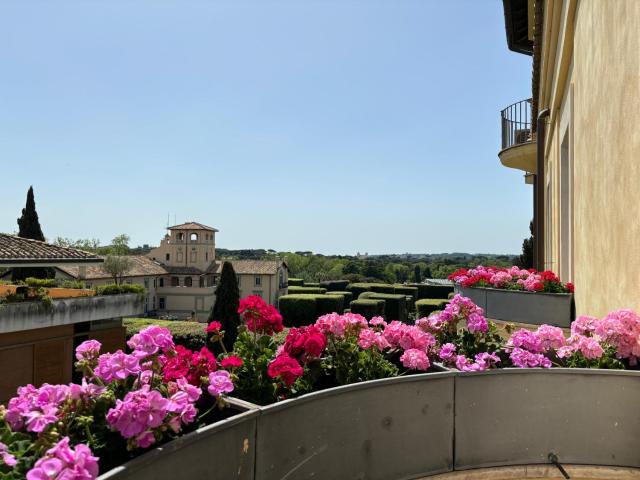 Moon Cove, Villa Borghese Prestige Hideaway Rome