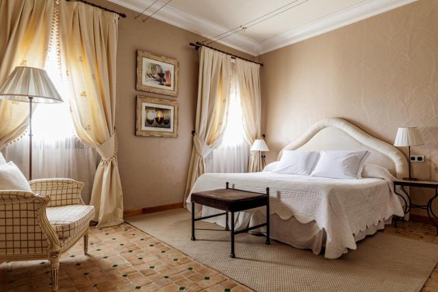 Hotel Pago De Cirsus