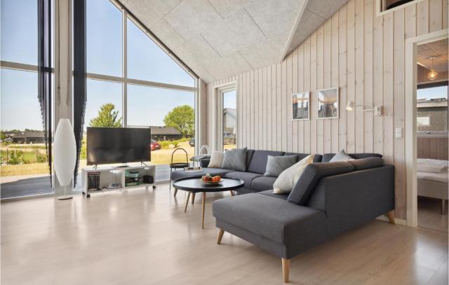 Awesome Home In Odder With Wifi