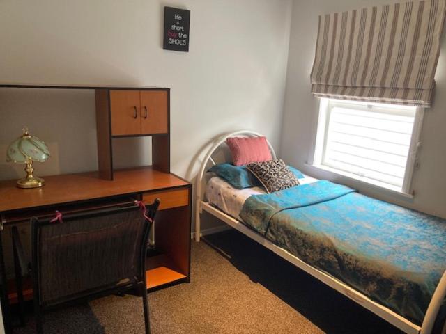 48, GROVE St