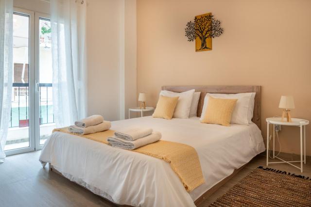 City Break Apartment 4' to Metro