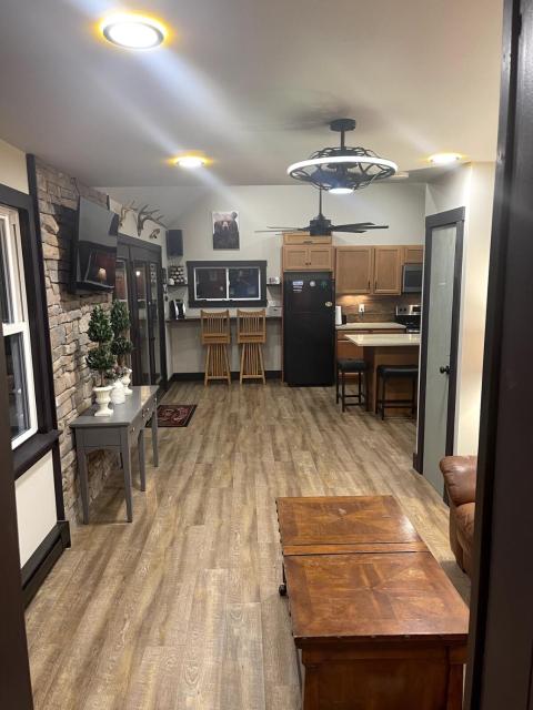 Twin Oaks Cabin at Linville, Private, New remodel