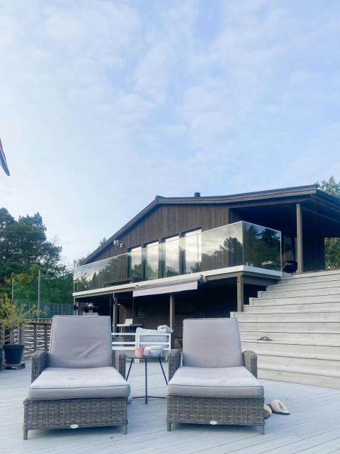 Secluded Cabin With A View And Ball Court