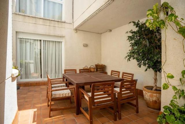 Comfortable House in Sitges with Shared Pool