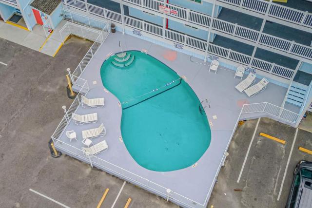Surf Villas B3 - Oceanfront
