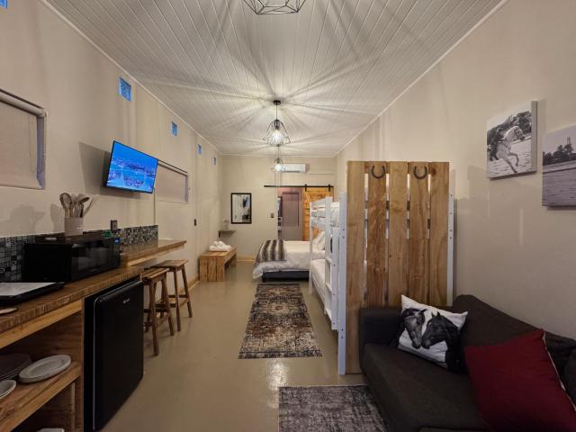 The Stables Kakamas Self Catering and Camping