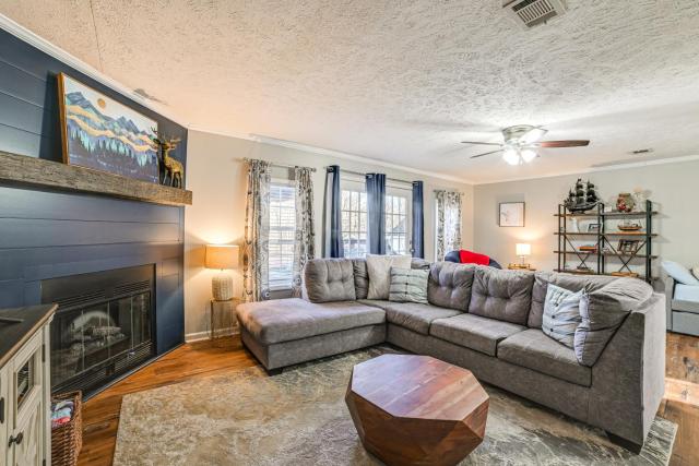 Benton Vacation Rental Near Kentucky Lake!