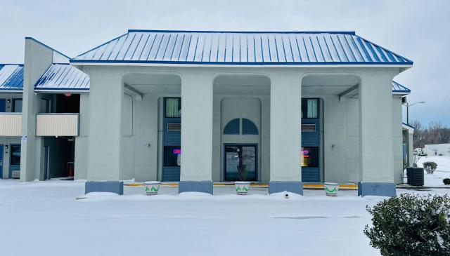 Rodeway Inn & Suites Plymouth Hwy 64