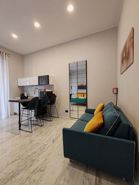 Lily Apartments