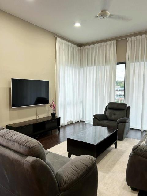 Imago Loft Same Floor With Pool - 3R2B 1320sq ft- Walk to Mall & Gym - Family-Friendly Stay-Euphoria Staycation