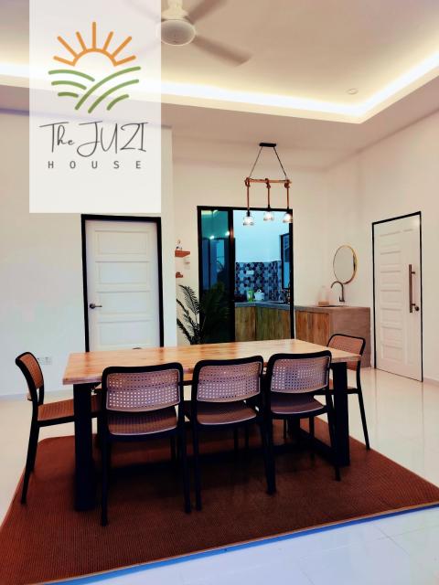 The Juzi House - private pool homestay
