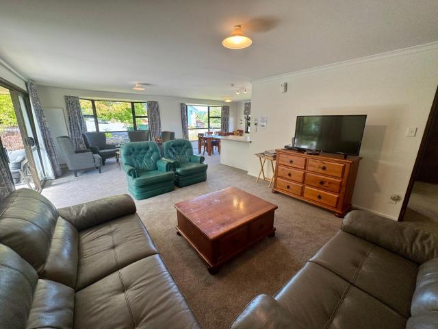 66 Conical Hill Road