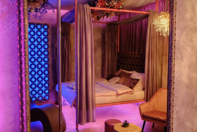 Story Rooms