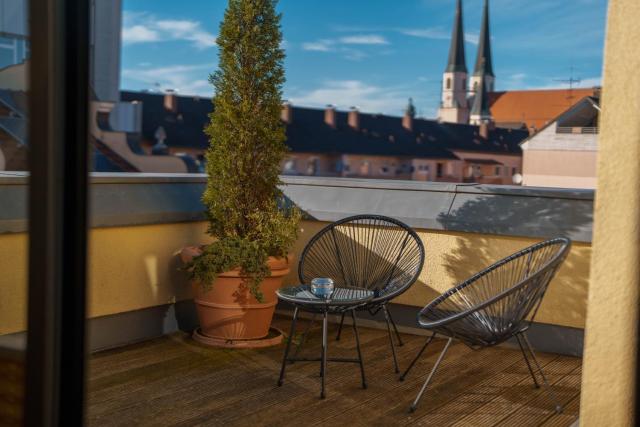 Penthouse mit Whirlpool, Sauna, Dachterrasse und Schwedenofen, air-condition