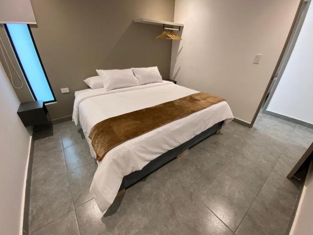 96K Premium Suite - Rooms minutes from the Airport in Bogotá