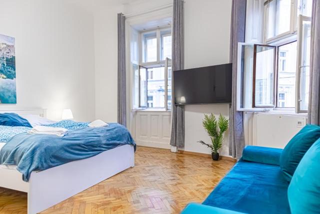Comfy 2BR Apt for Up To 6P, Near Wiener Stadthalle