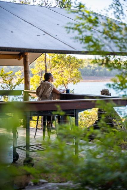 Lake Brockman Tourist Park - Glamping Tent