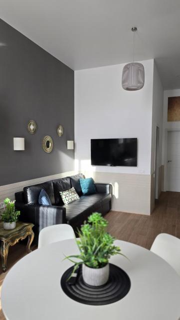 Las Artes Hlius Luxury Apartments