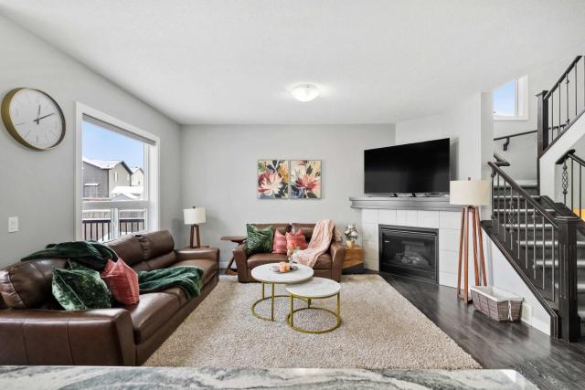 Large Family 4BR w Kid's Play Den! FREE Banff Pass