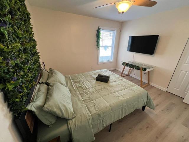 2BR Modern Home - Near WVU, Hospitals & Stadium