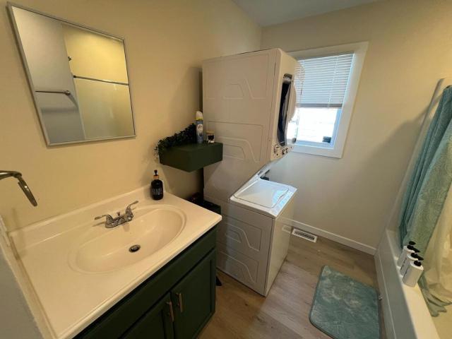 2BR Modern Home - Near WVU, Hospitals & Stadium