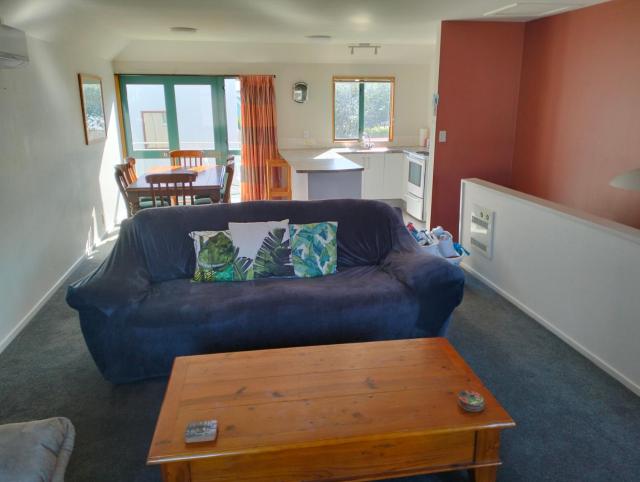 Akaroa Village Inn