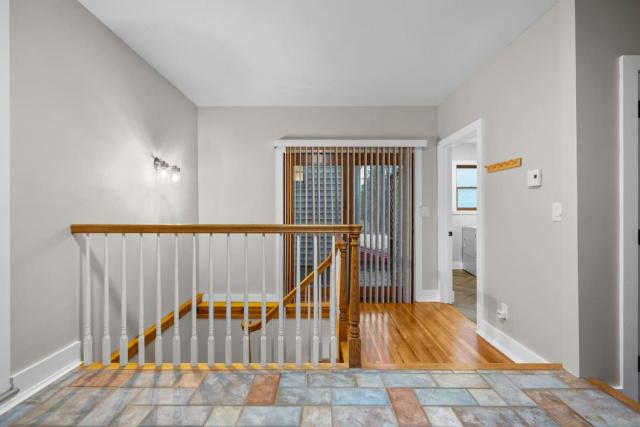 Spacious Cozy 3 Bed 2 Bath